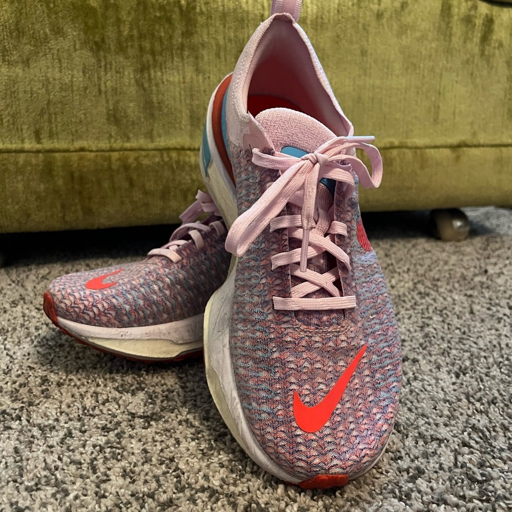 Nike ZoomX Invincible Run 3 Pink Foam Racer Blue